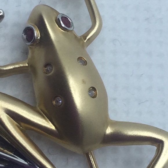 14K Yellow and White Gold Tree Frog πΈ Brooch - Picture 14 of 16